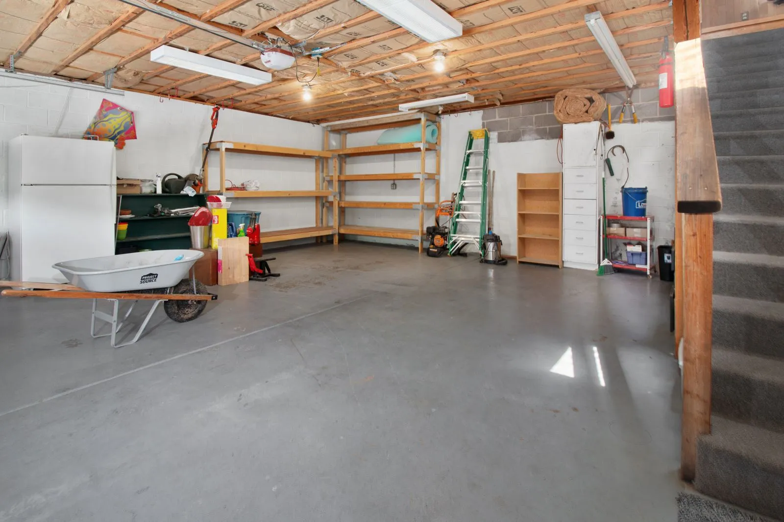 How to Declutter a Garage Without Getting Overwhelmed